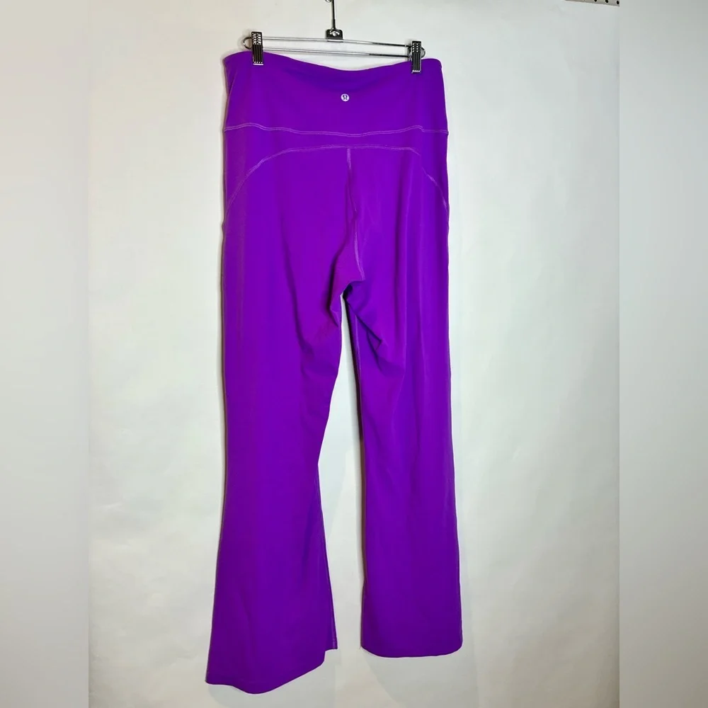 Lululemon | Super High Rise flared Pants